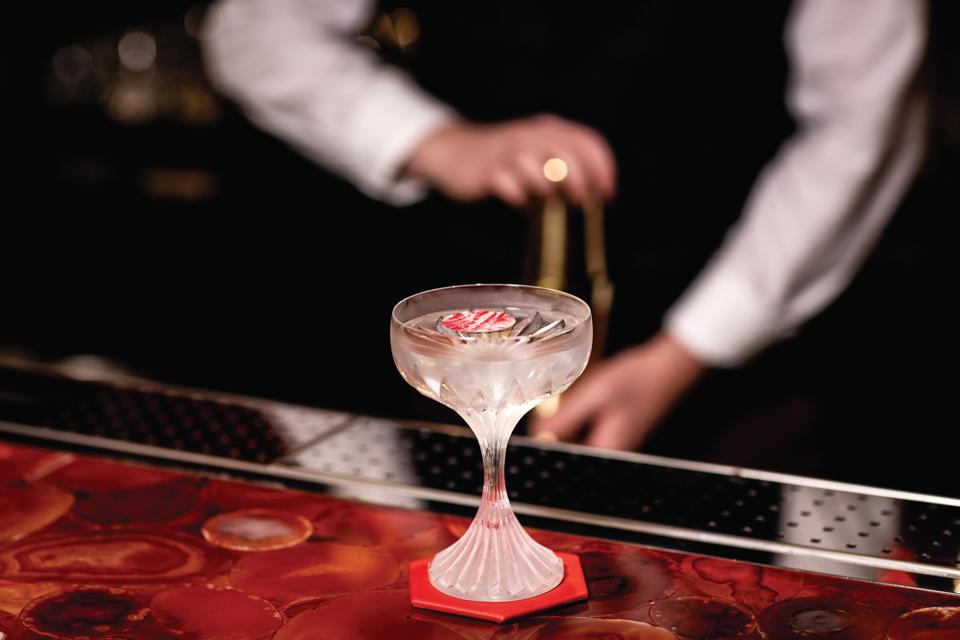 Baccarat Bar Selling Point